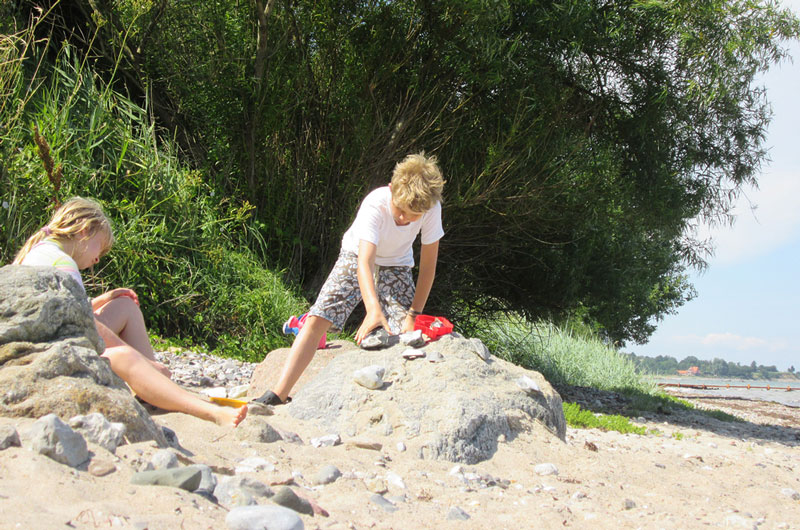 Kinder am Strand